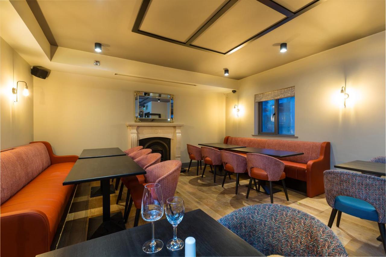 Castle Varagh Hotel & Bar Castlepollard エクステリア 写真