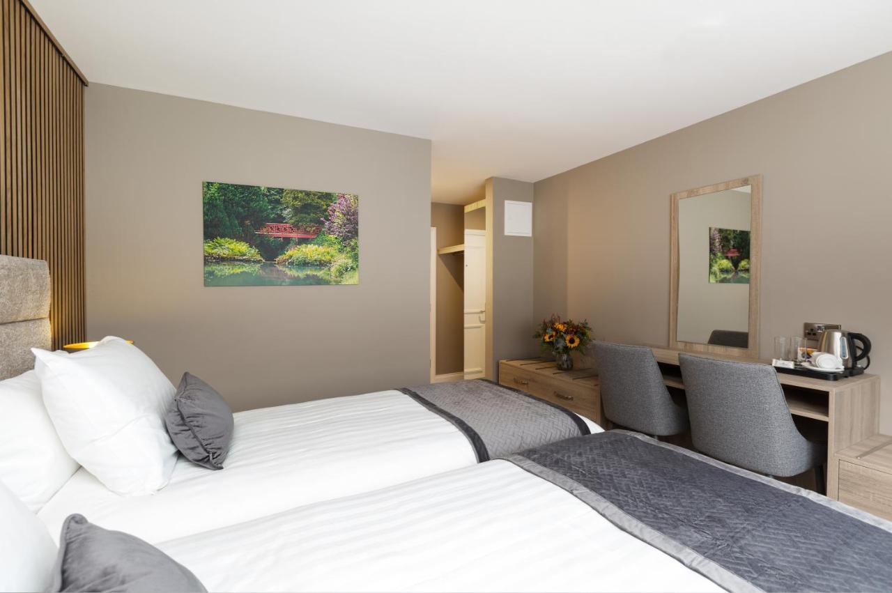 Castle Varagh Hotel & Bar Castlepollard エクステリア 写真
