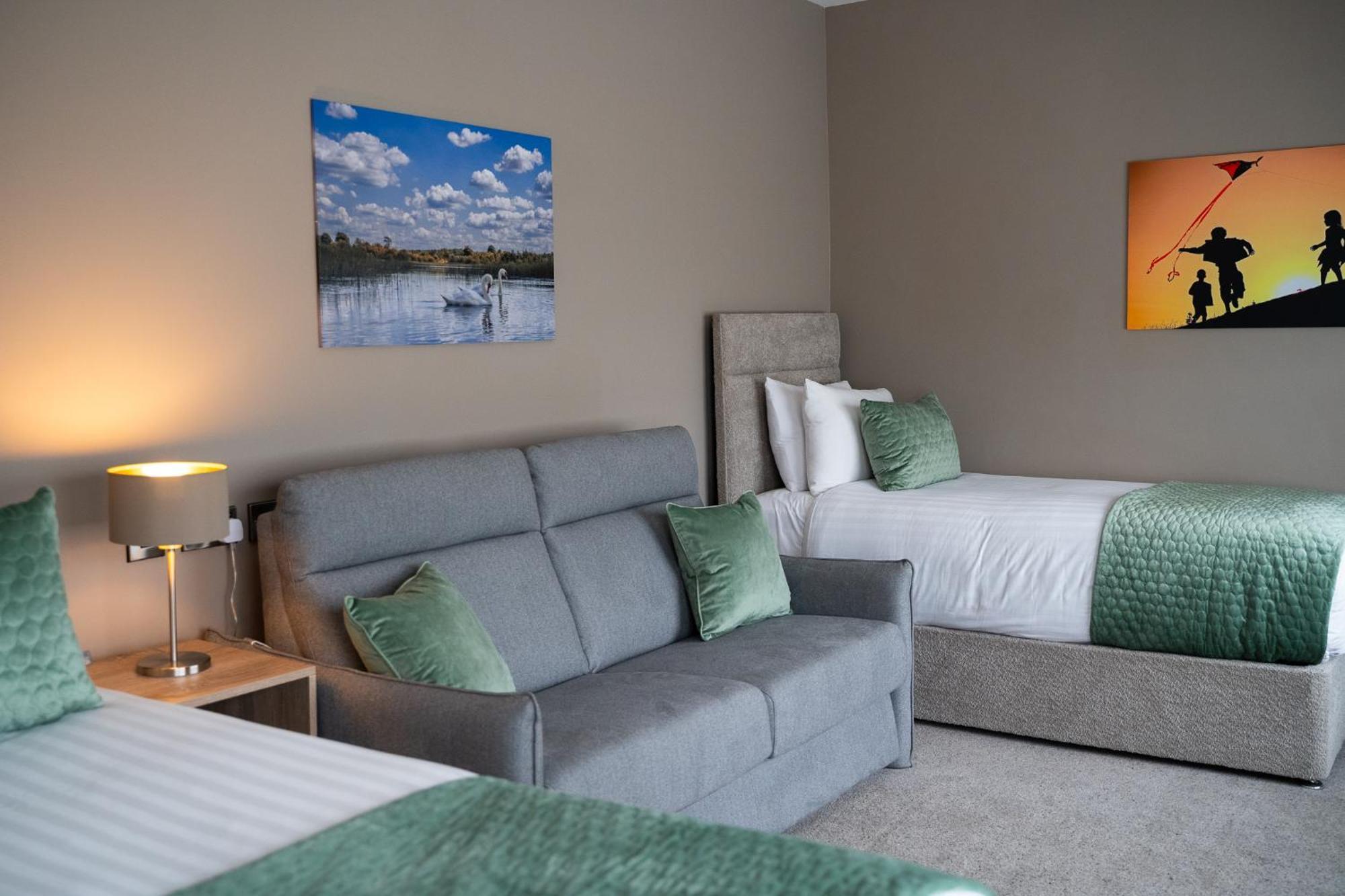 Castle Varagh Hotel & Bar Castlepollard エクステリア 写真